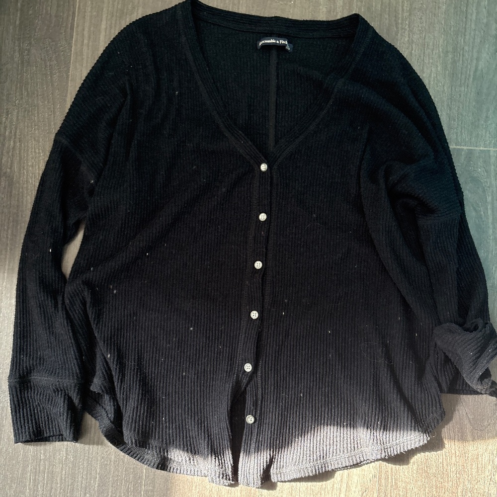 Abercrombie ribbed button front
